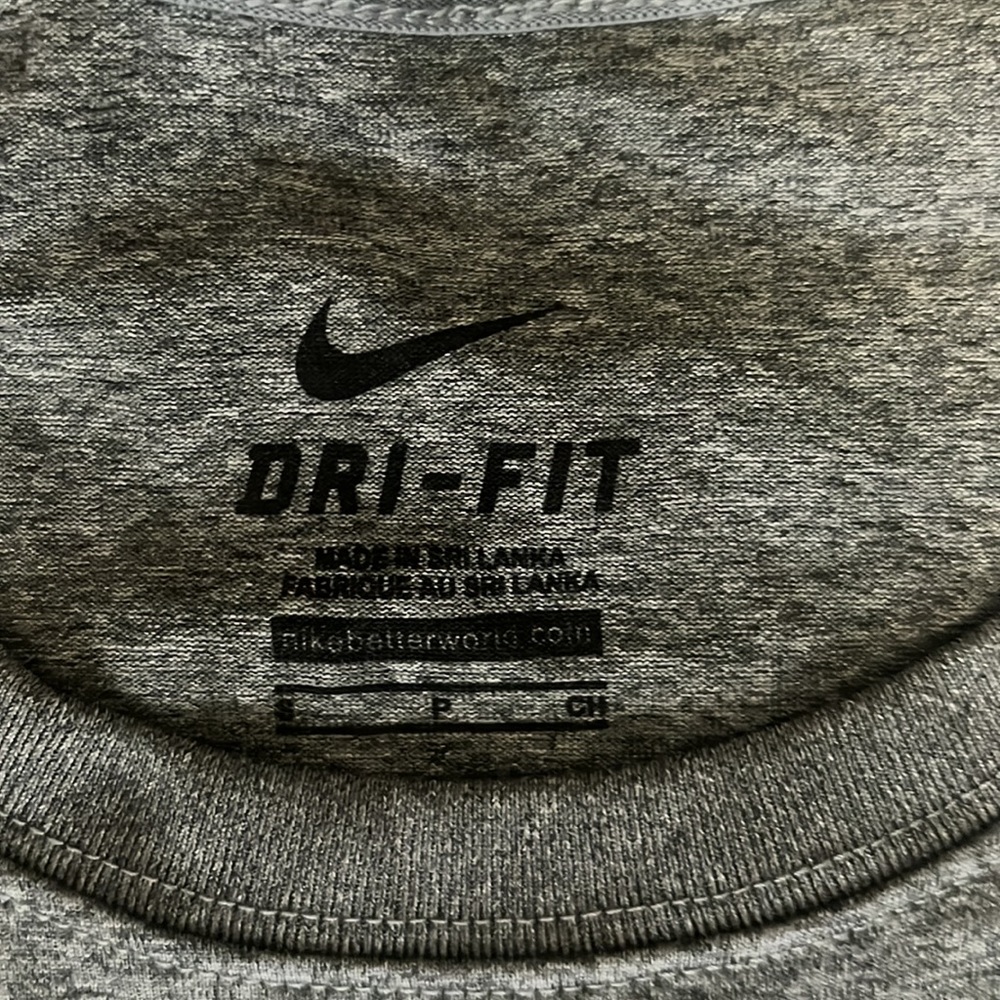 Nike dri fit University of Michigan track shirt - Picture 2 of 3